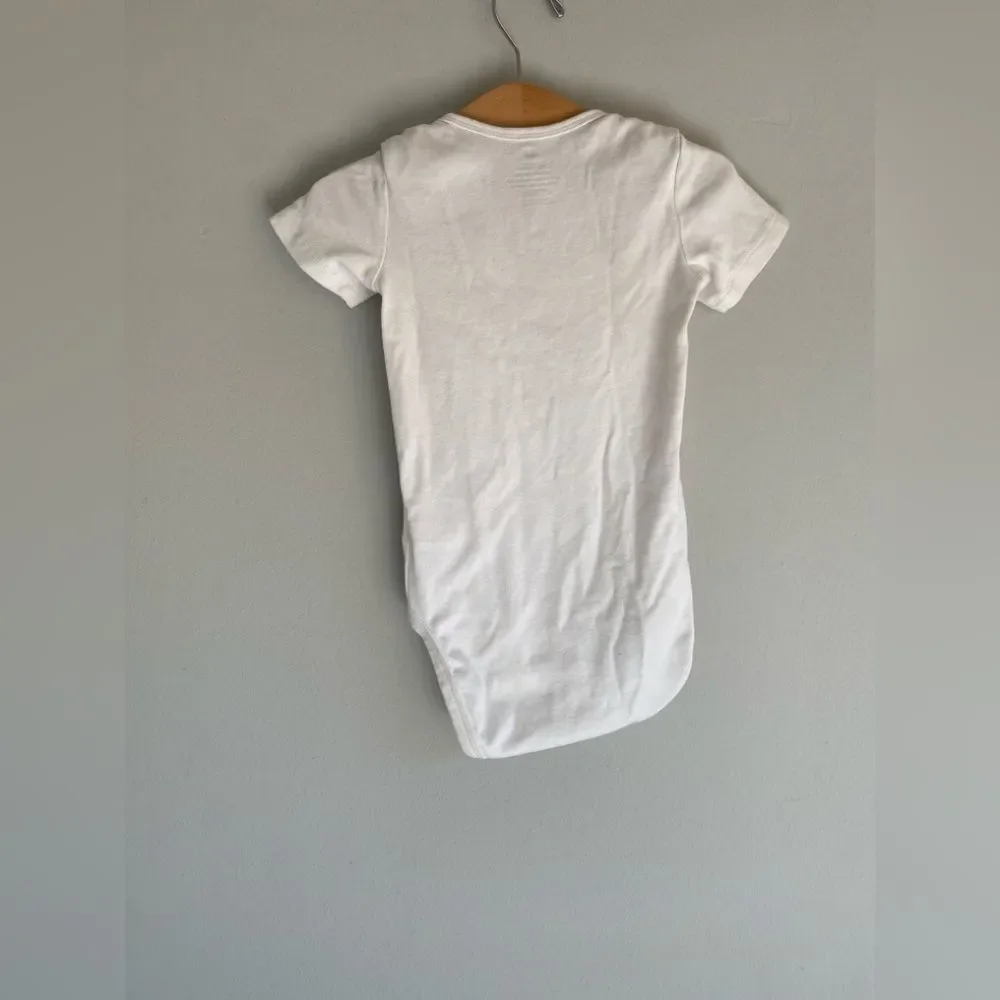 H &M Organic Cotton One Piece short sleeve Bodysuit 2T